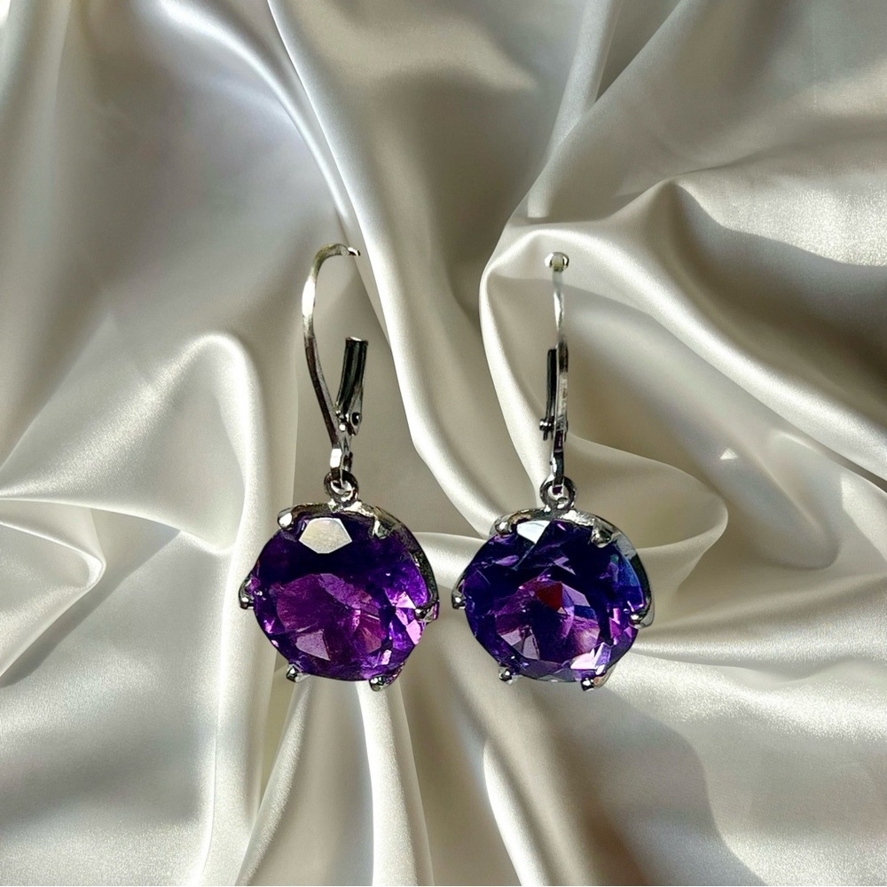 Sterling Silver Larger 12 mm Dangle Earrings with lever backs.